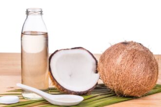 What is the Coconut Oil Detox? Does it Help for Weight Loss?