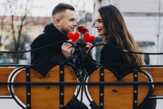 How to flirt: 9 flirting tips to woo your love interest respectfully