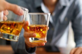 Does Alcohol Make Neuropathy Worse?