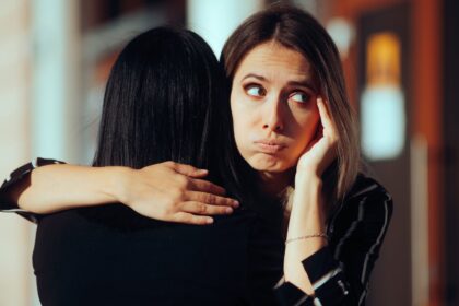 10 ways to deal with fake colleagues at work