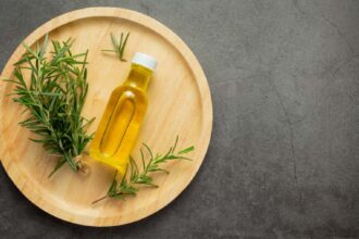 How to make rosemary oil at home — and use it for hair growth, skin care and home