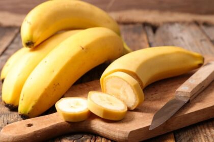 Bananas on a cutting board