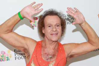 I Tried Richard Simmons’ ‘Sweatin’ to the Oldies’ Workout To See if It Holds Up (Spoiler: It Does!)