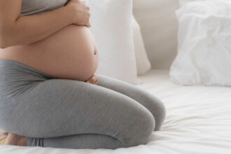 The Benefits of Compression Socks During Pregnancy: Swelling Relief and Better Circulation