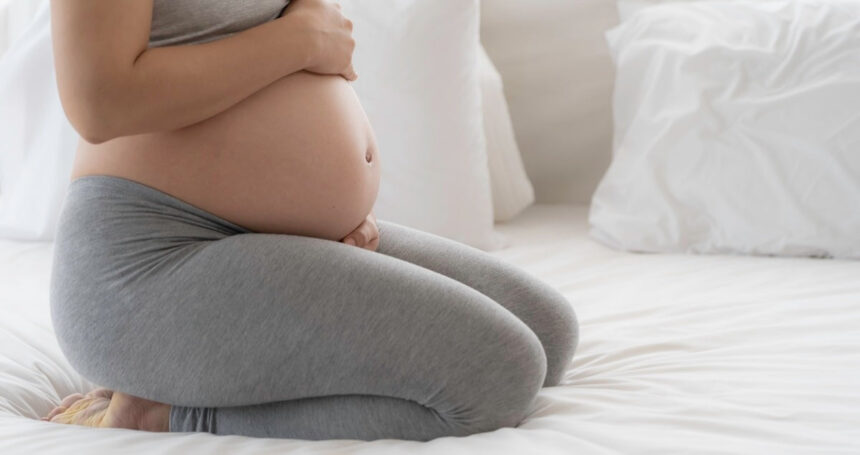 The Benefits of Compression Socks During Pregnancy: Swelling Relief and Better Circulation