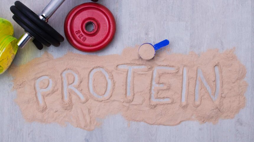 MuscleBlaze vs Bigmuscles Nutrition: Which brand offers the best whey protein