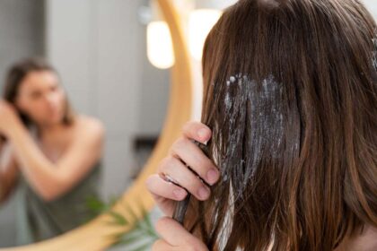 6 simple honey hair masks to get silky and smooth tresses